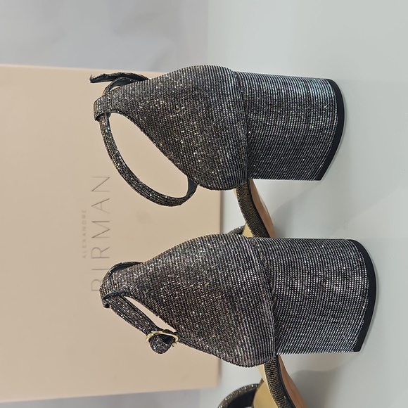Alexandre Birman Vicky 60 Metallic Block-Heel Sandals - Picture 7 of 16
